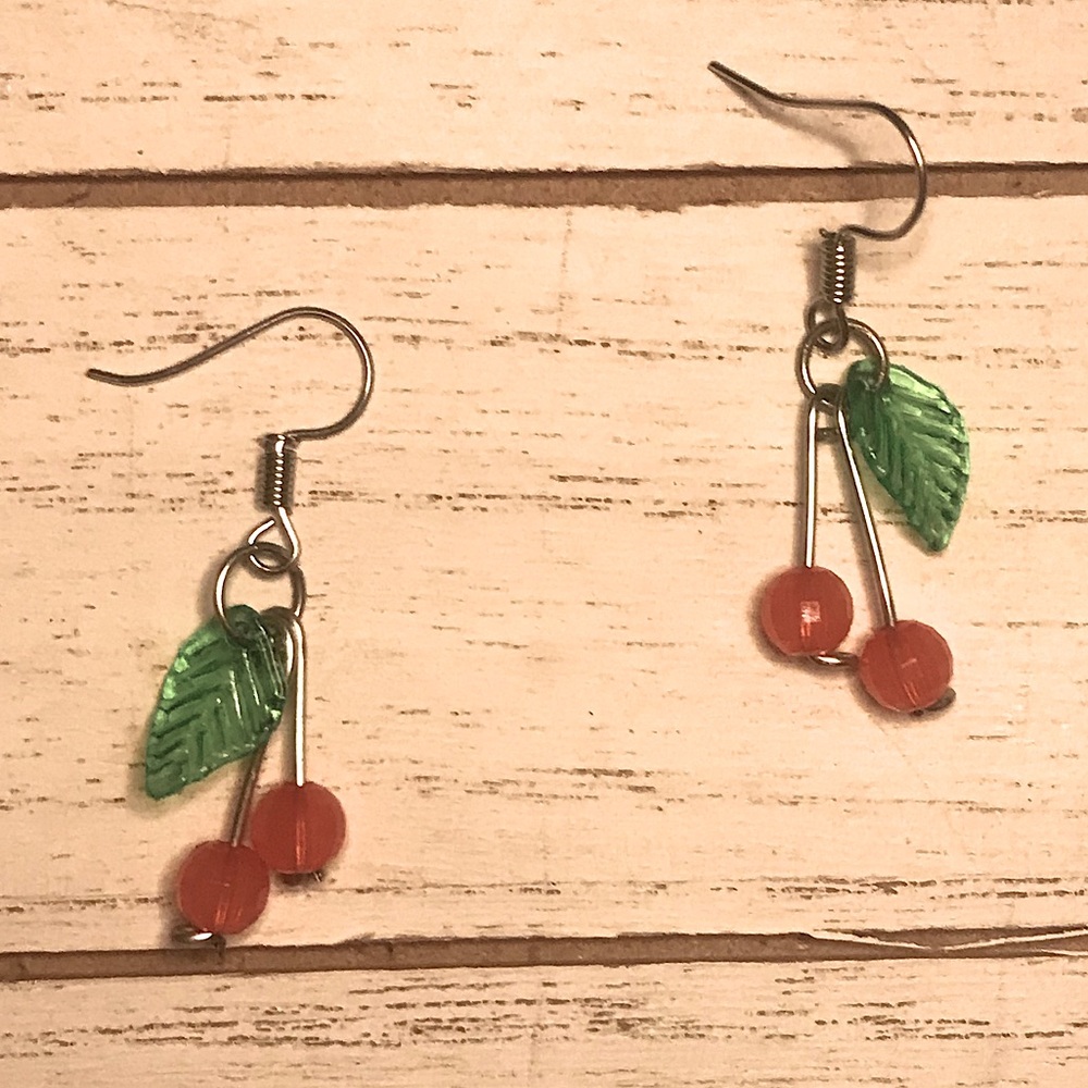 NEW! Women’s Dainty, Dangly, Cherry Earrings. Handmade. Red & green +silver wire